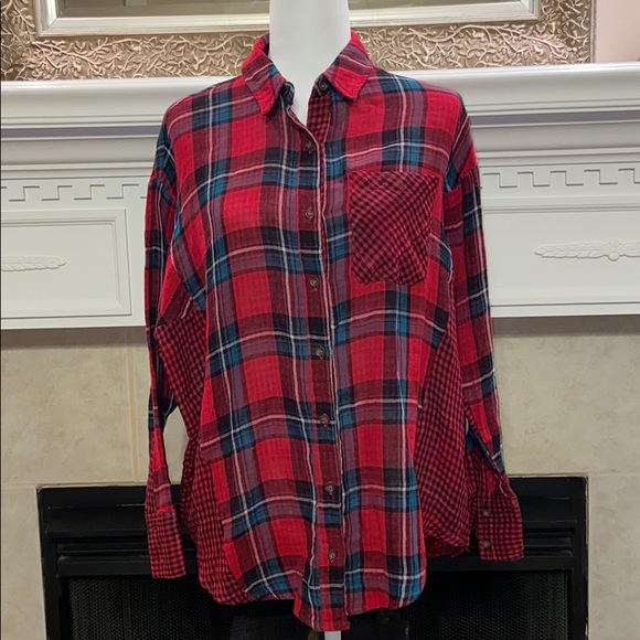 Jodifl Red and Blue Plaid Oversized Flannel Top - Picture 1 of 8